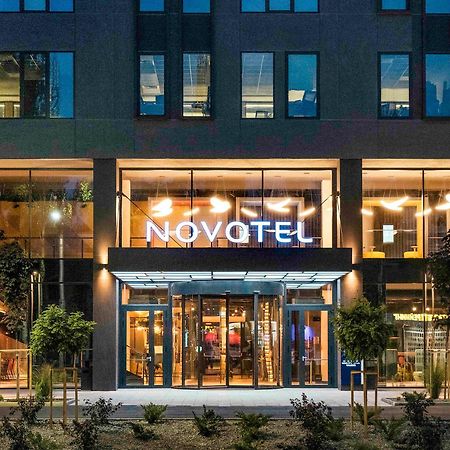Novotel Bishkek City Center Екстериор снимка Novotel Vilnius City Centre
