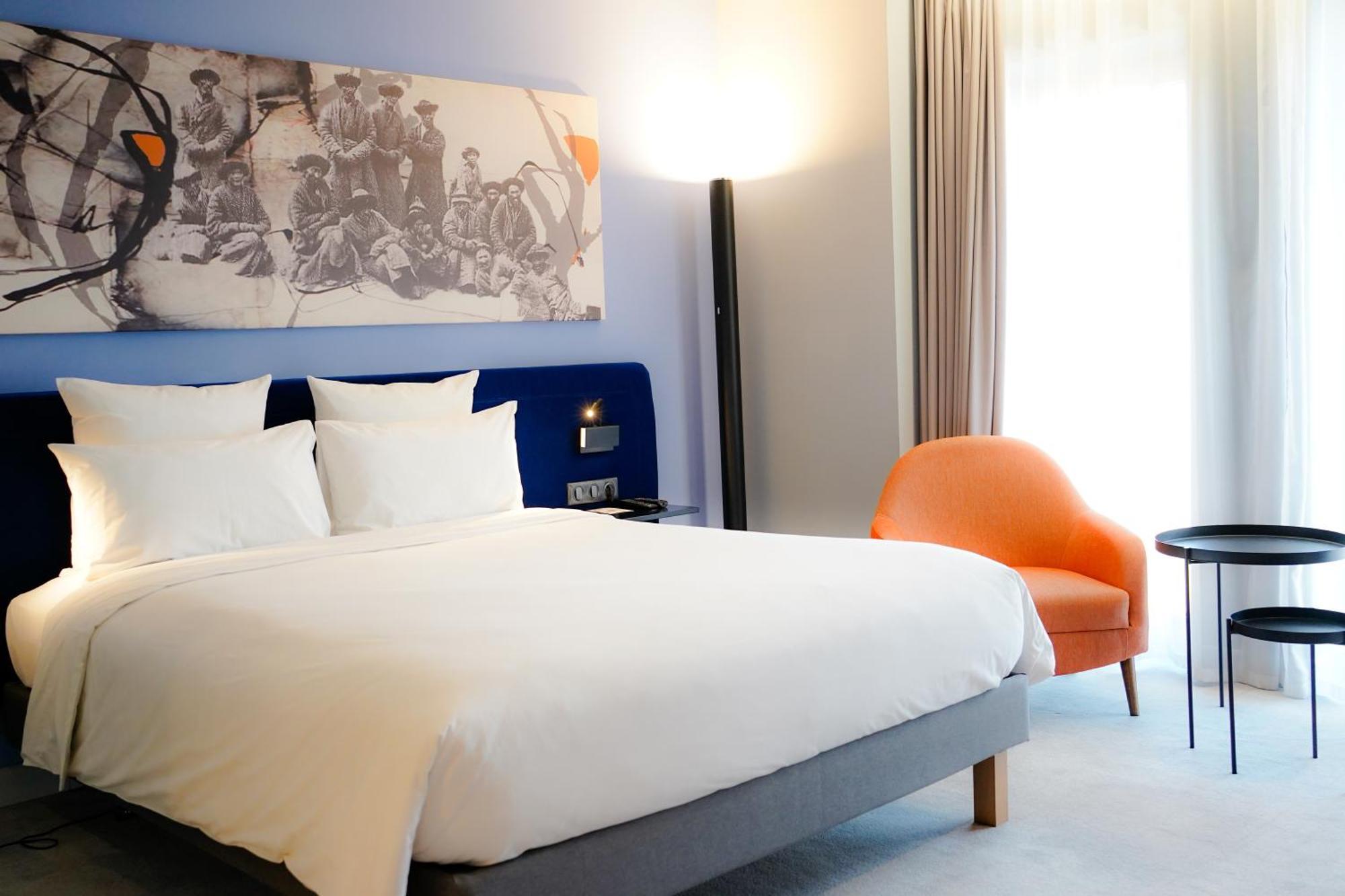 Novotel Bishkek City Center Екстериор снимка