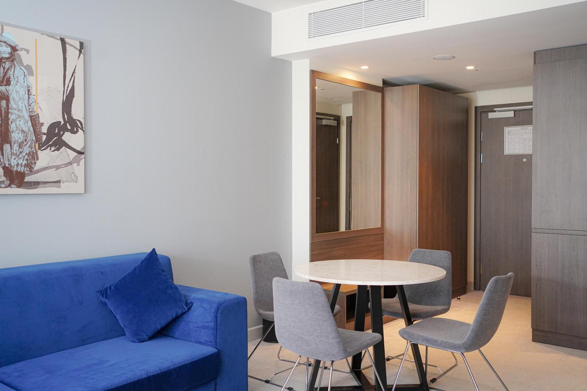 Novotel Bishkek City Center Екстериор снимка