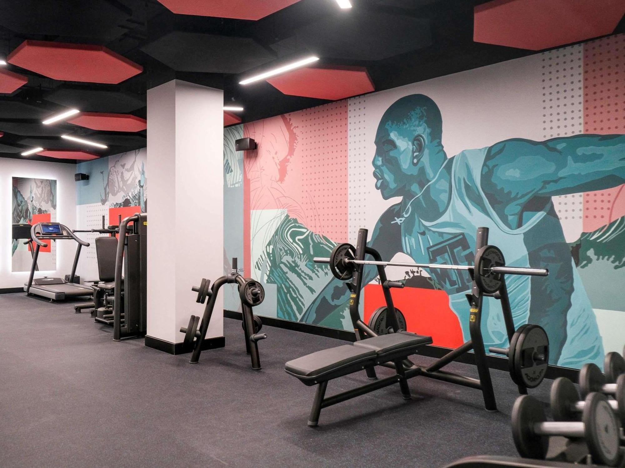 Novotel Bishkek City Center Екстериор снимка