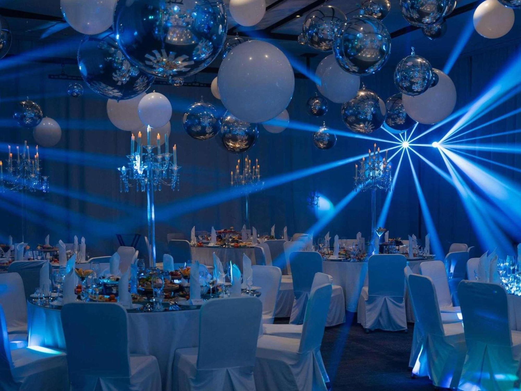 Novotel Bishkek City Center Екстериор снимка
