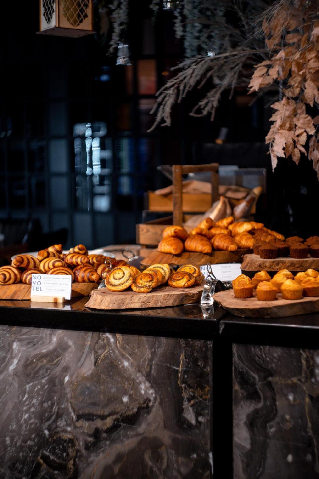 Novotel Bishkek City Center Екстериор снимка