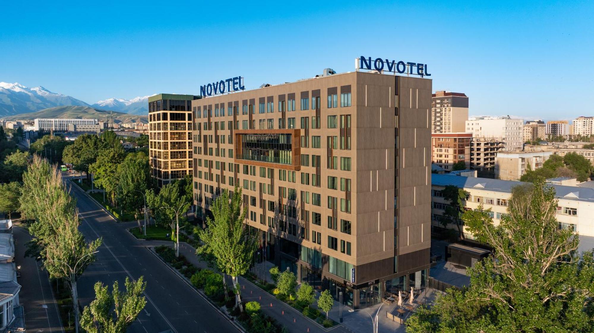 Novotel Bishkek City Center Екстериор снимка