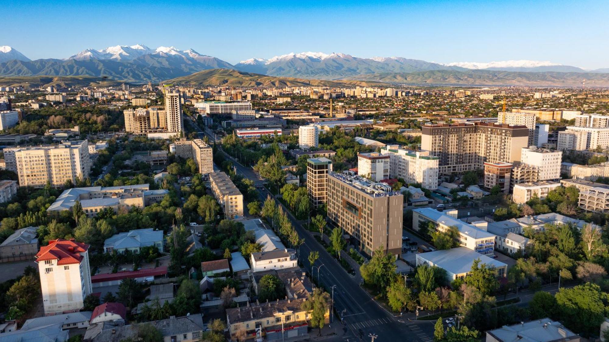 Novotel Bishkek City Center Екстериор снимка